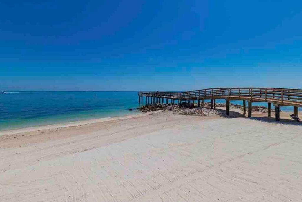 Your Happy Place On The Beach! Key Colony Beach Экстерьер фото